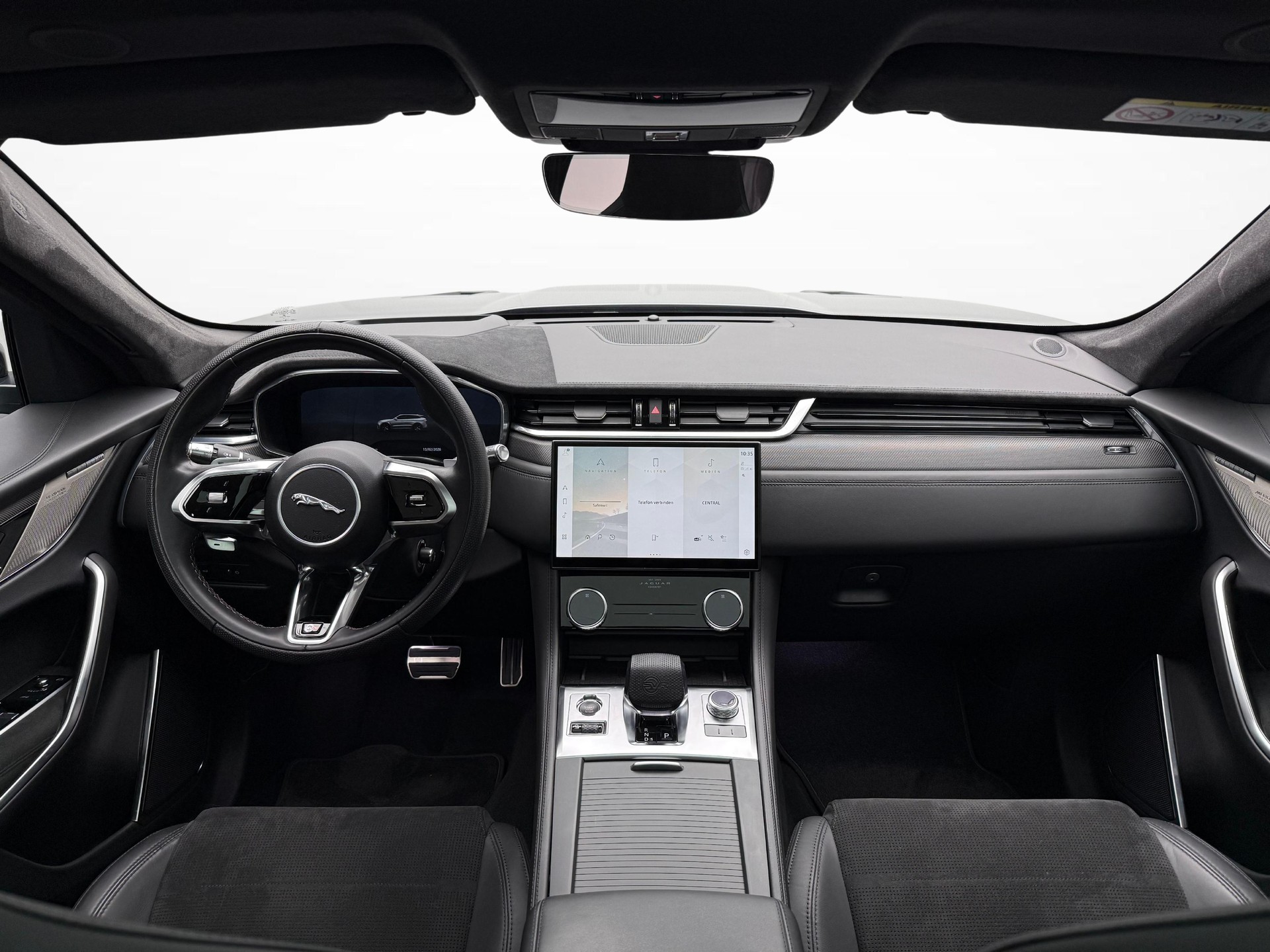 JAGUAR F-Pace 5.0 V8 SVR AWD-image-8