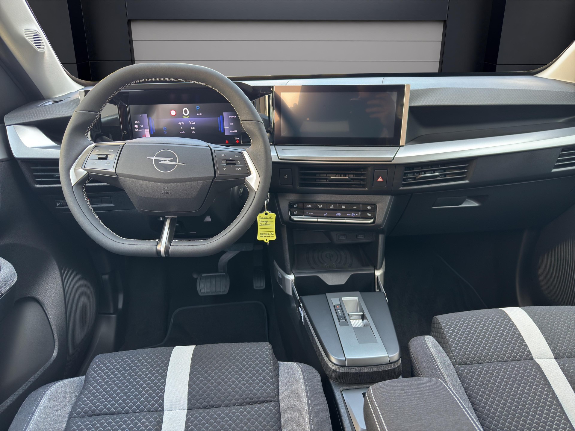 OPEL Frontera-e GS-image-5
