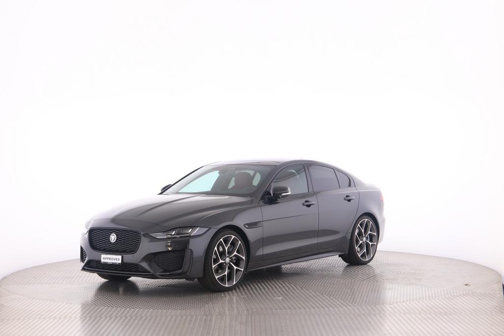 JAGUAR XE 2.0 T 300 Sport AWD-image-0