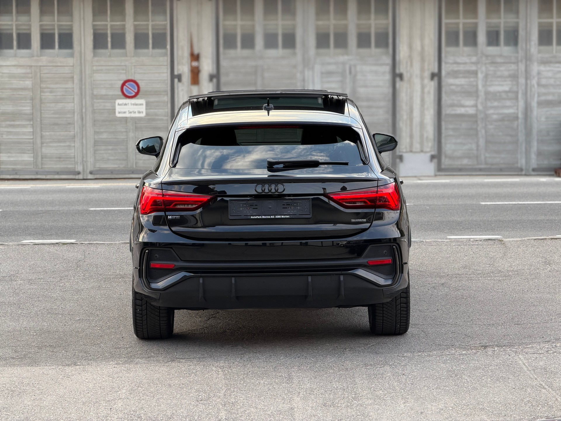 AUDI Q3 Sportback 40 TFSI S line quattro S-tronic-image-5