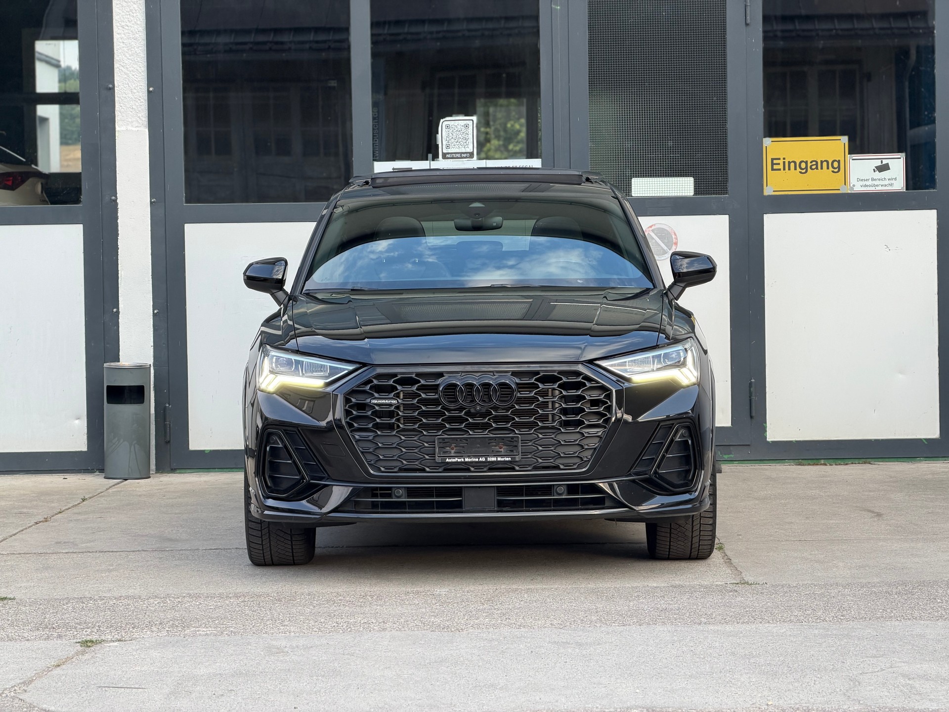 AUDI Q3 Sportback 40 TFSI S line quattro S-tronic-image-2