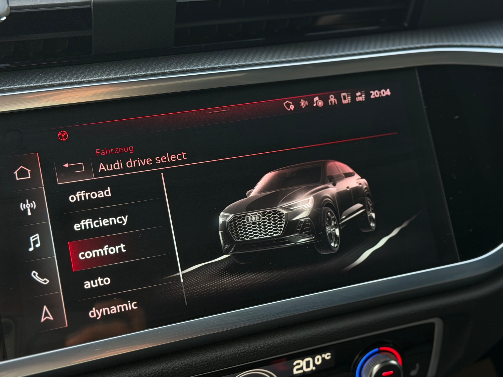 AUDI Q3 Sportback 40 TFSI S line quattro S-tronic-image-21