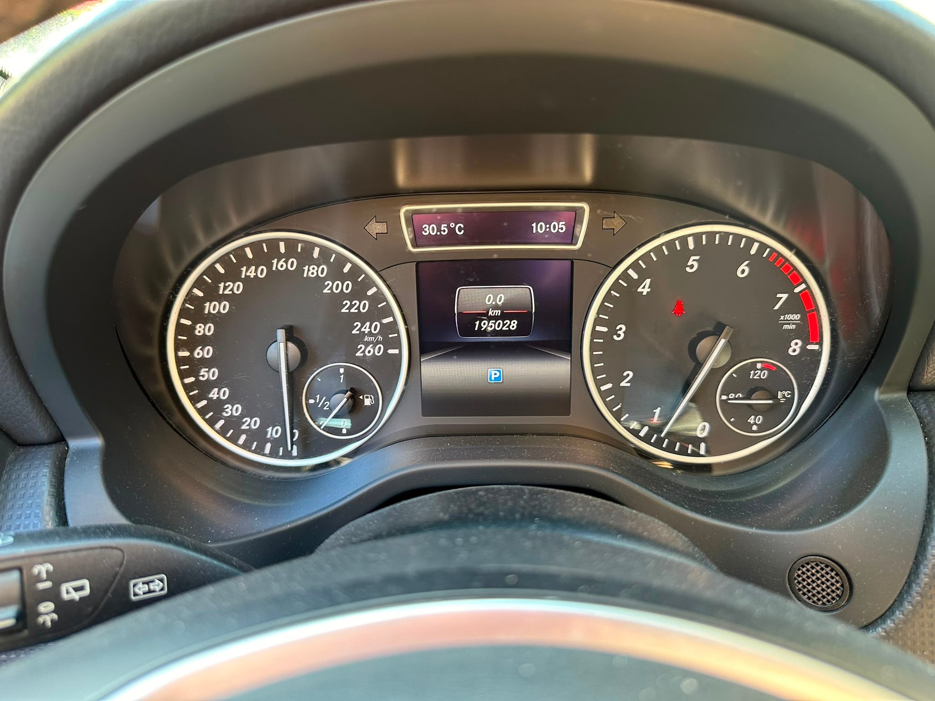 MERCEDES-BENZ A 180 Style-image-18