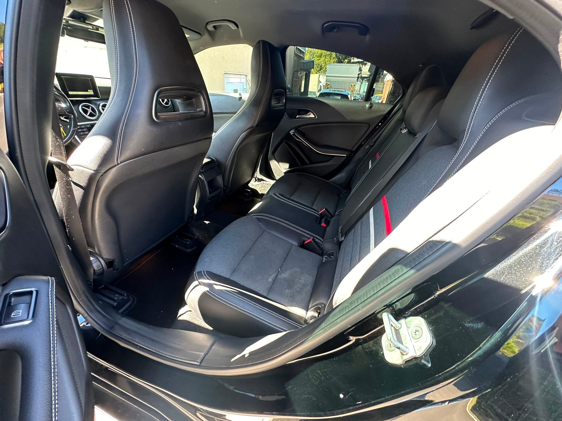 MERCEDES-BENZ A 180 Style-image-12