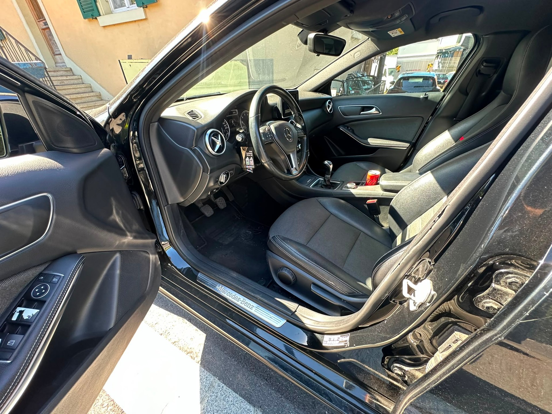 MERCEDES-BENZ A 180 Style-image-10
