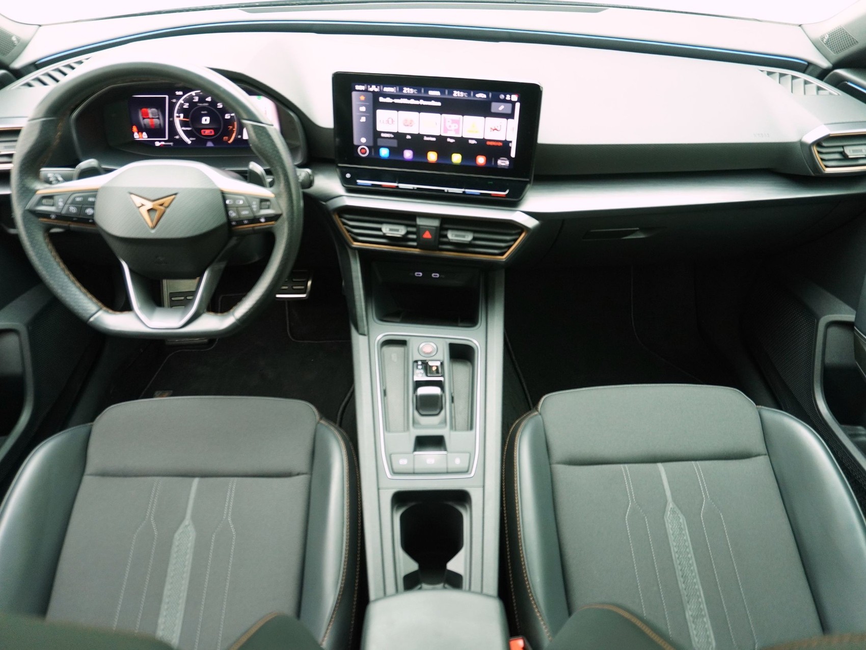 CUPRA Leon 2.0 TSI DSG VZ-image-16