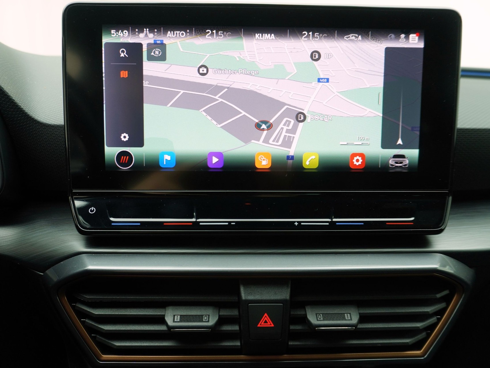 CUPRA Leon 2.0 TSI DSG VZ-image-28