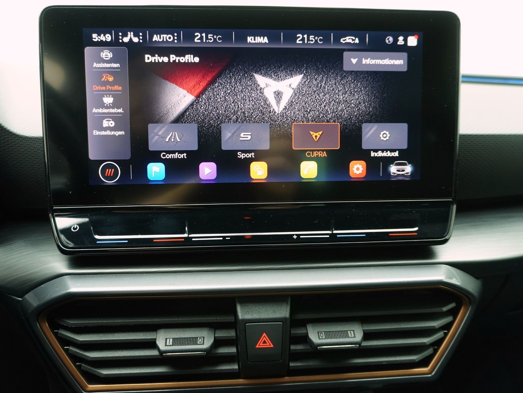 CUPRA Leon 2.0 TSI DSG VZ-image-25
