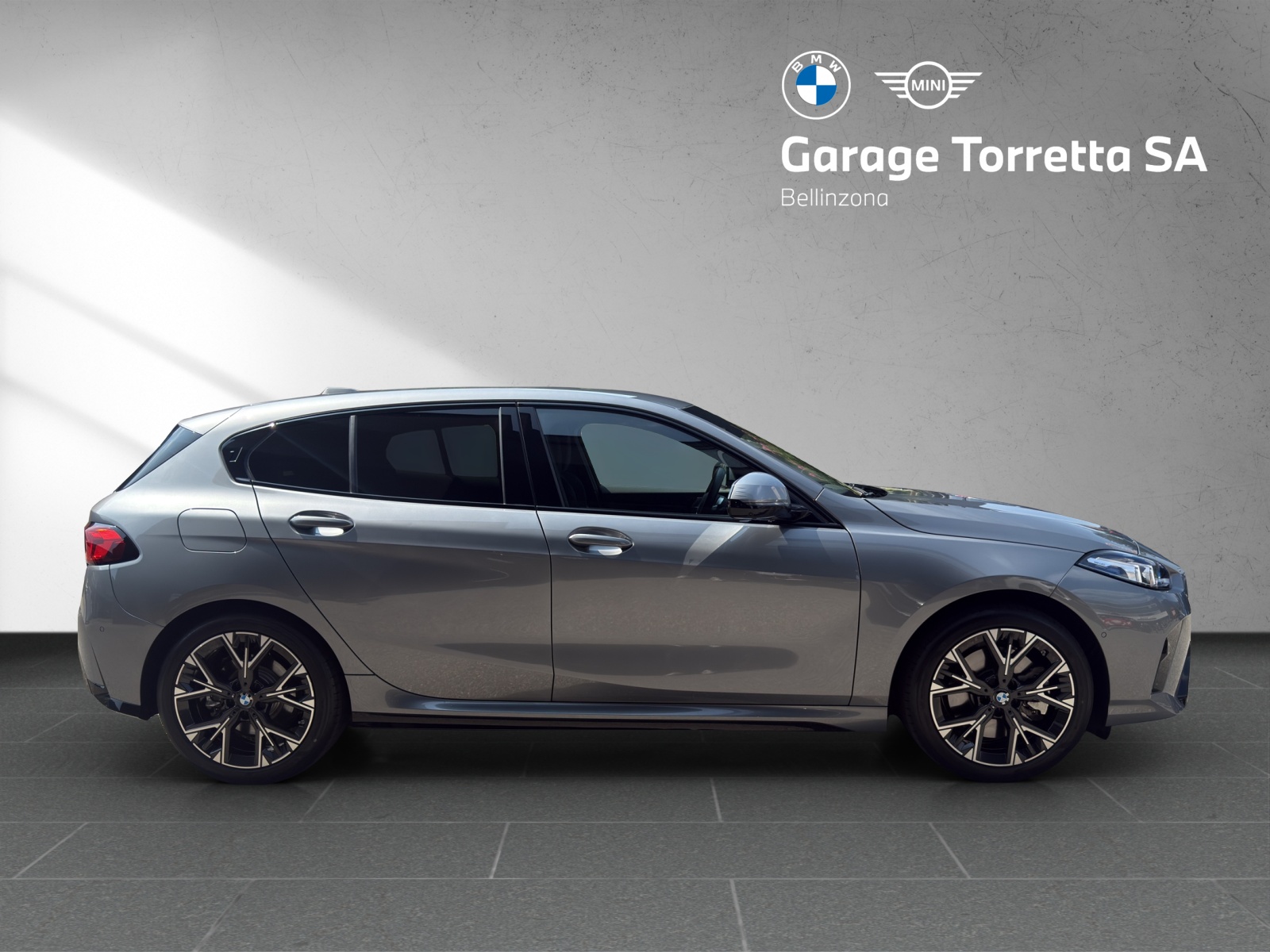 BMW 123 xDrive M Sport Steptronic-image-5
