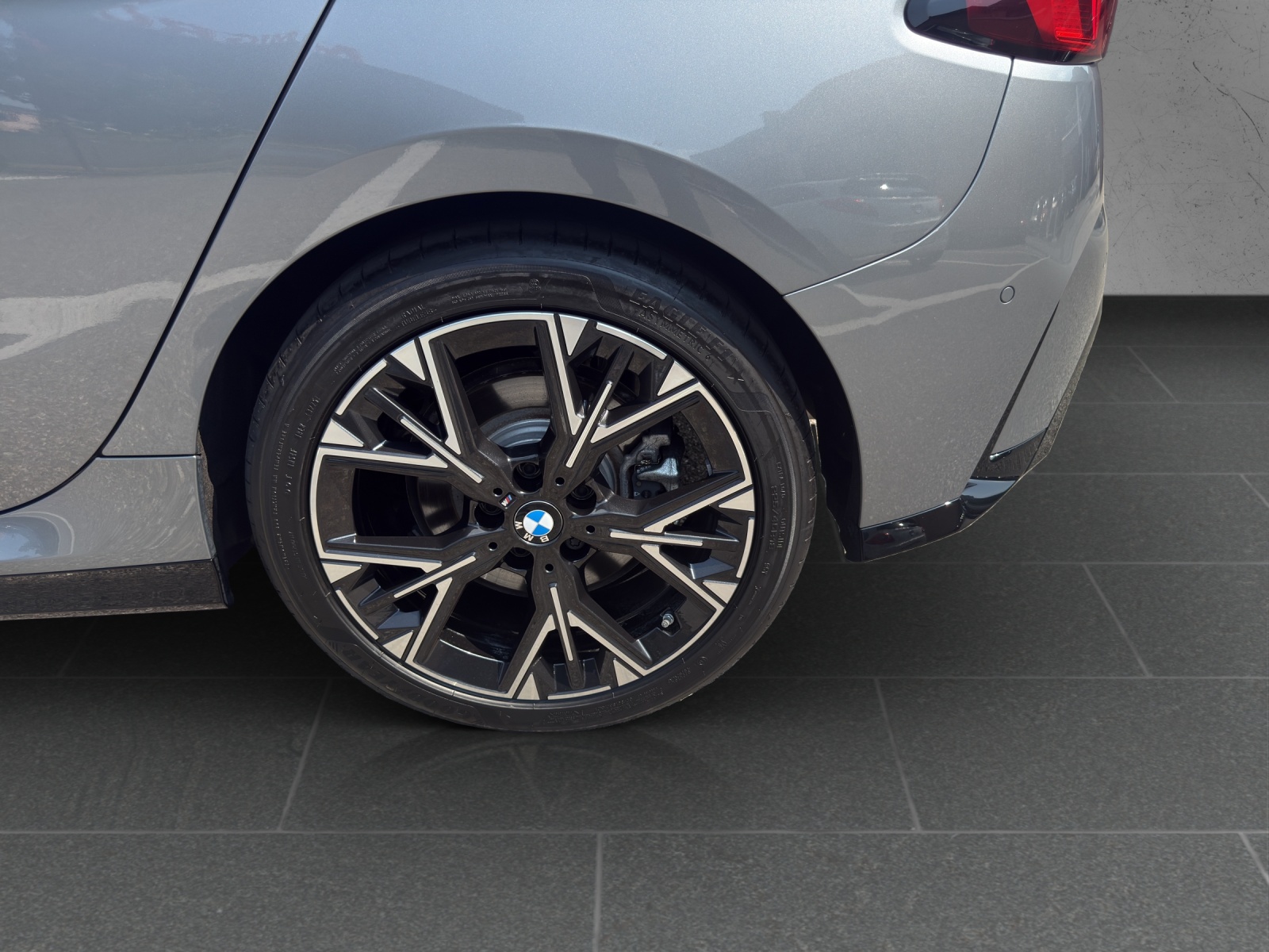BMW 123 xDrive M Sport Steptronic-image-11