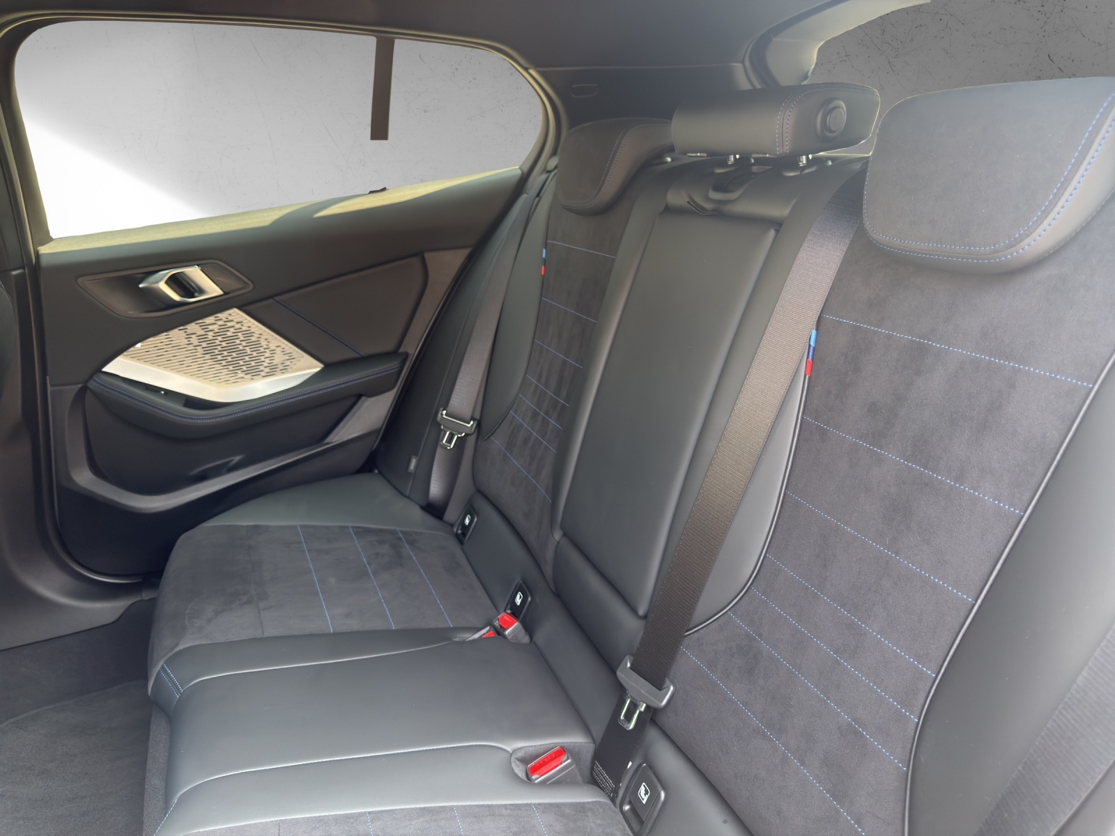 BMW 123 xDrive M Sport Steptronic-image-16