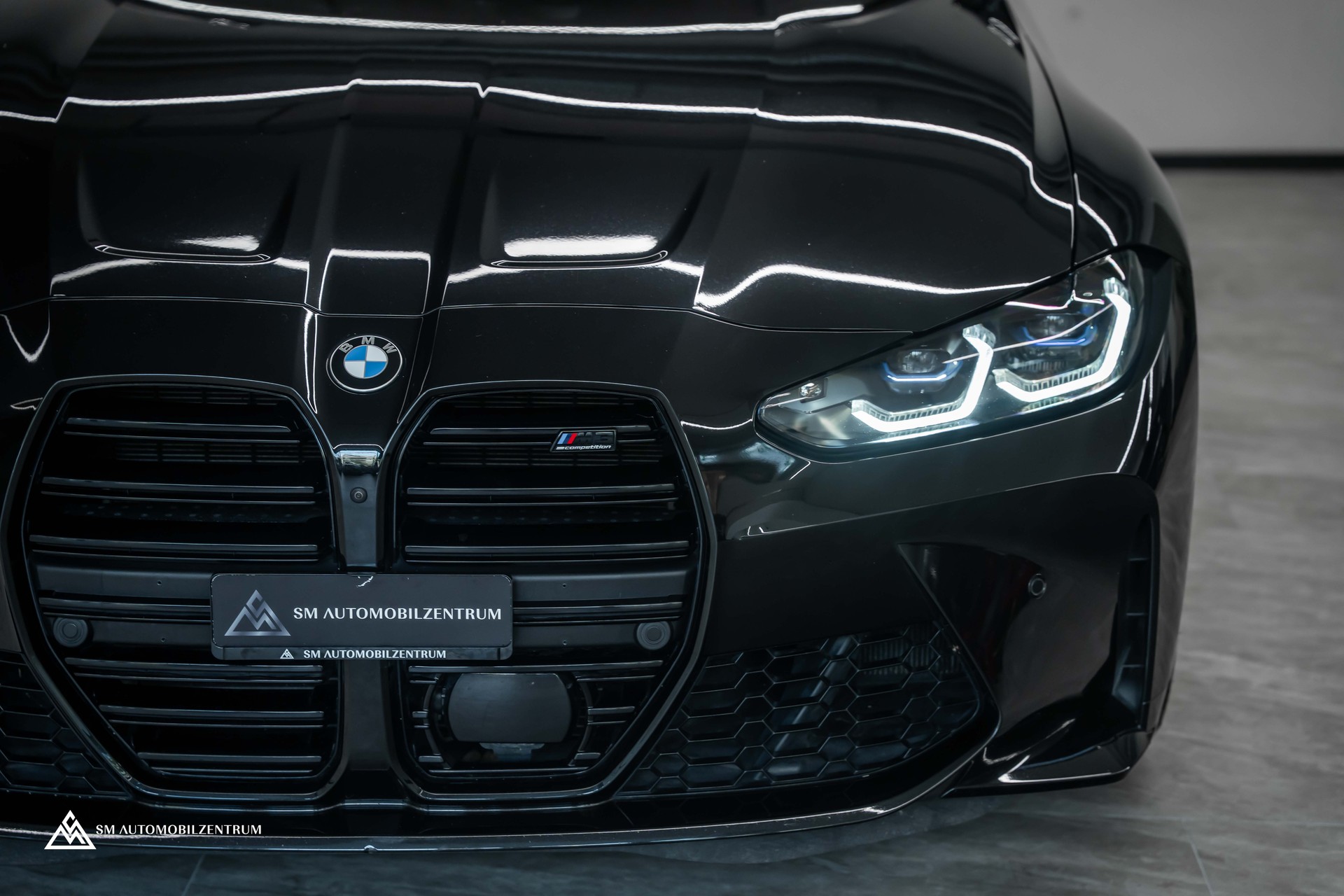 BMW M3 Competition xDrive Touring / Laserlight / 360° / Sitzbelüftung / Carbon Fibre-image-26