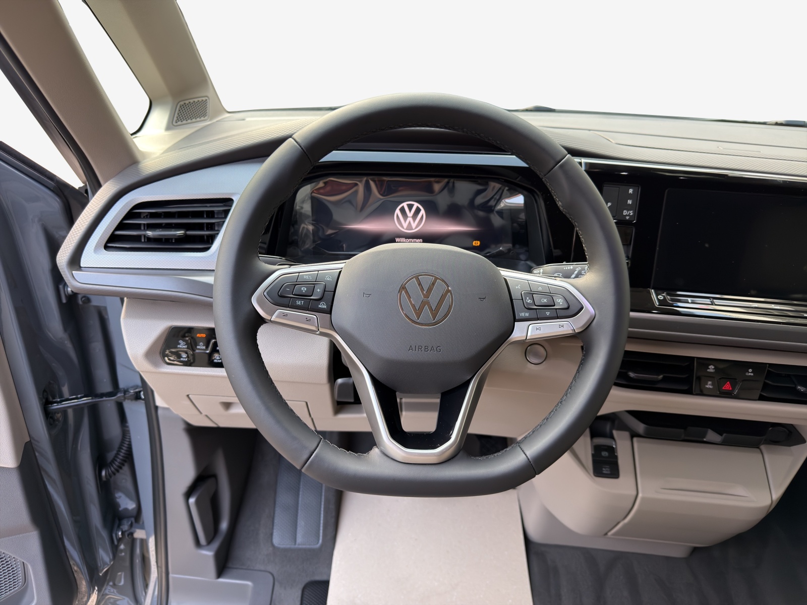 VW Multivan 2.0 TDI Liberty DSG-image-9