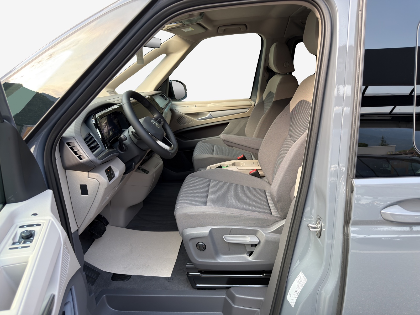 VW Multivan 2.0 TDI Liberty DSG-image-7