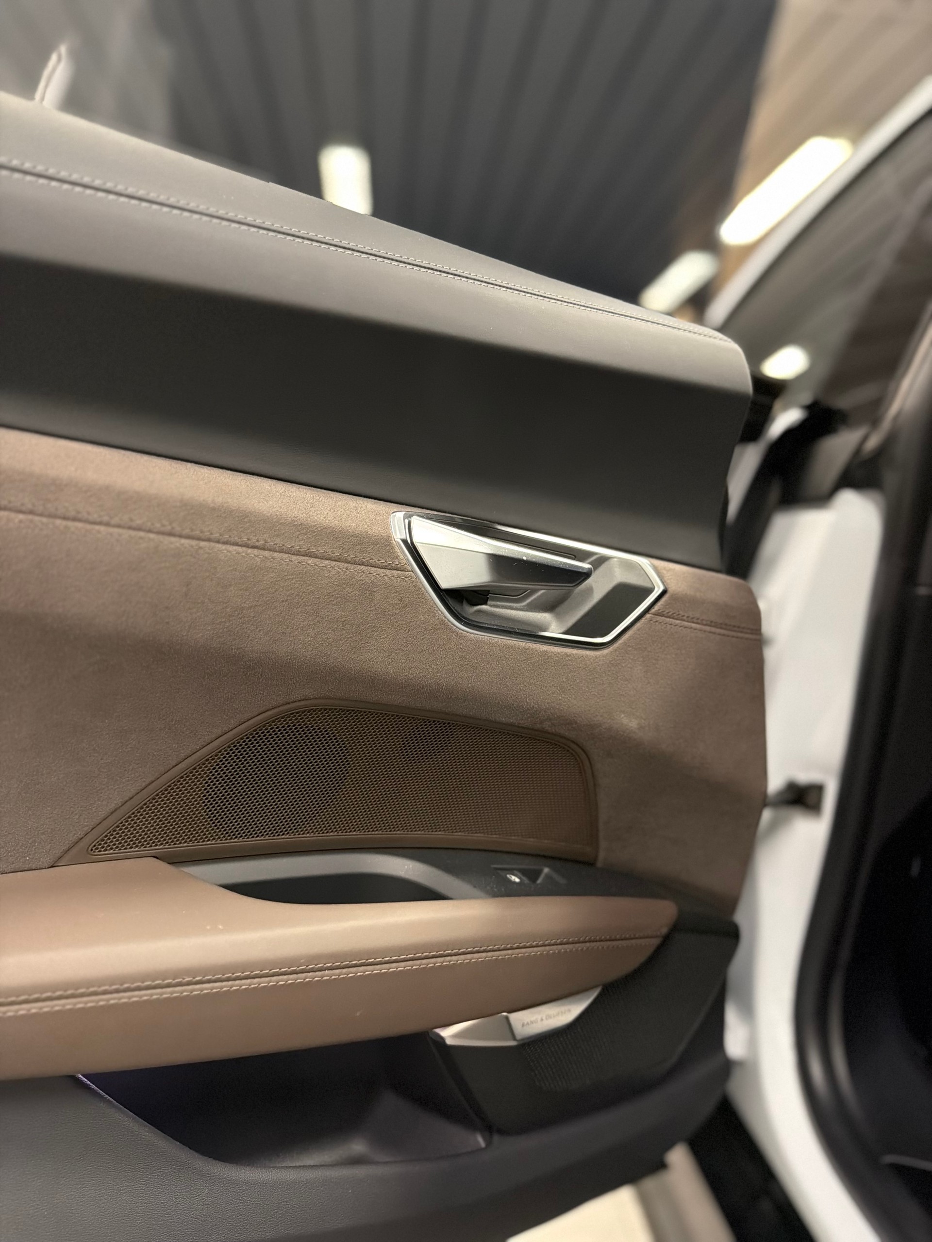 AUDI e-tron GT quattro-image-19