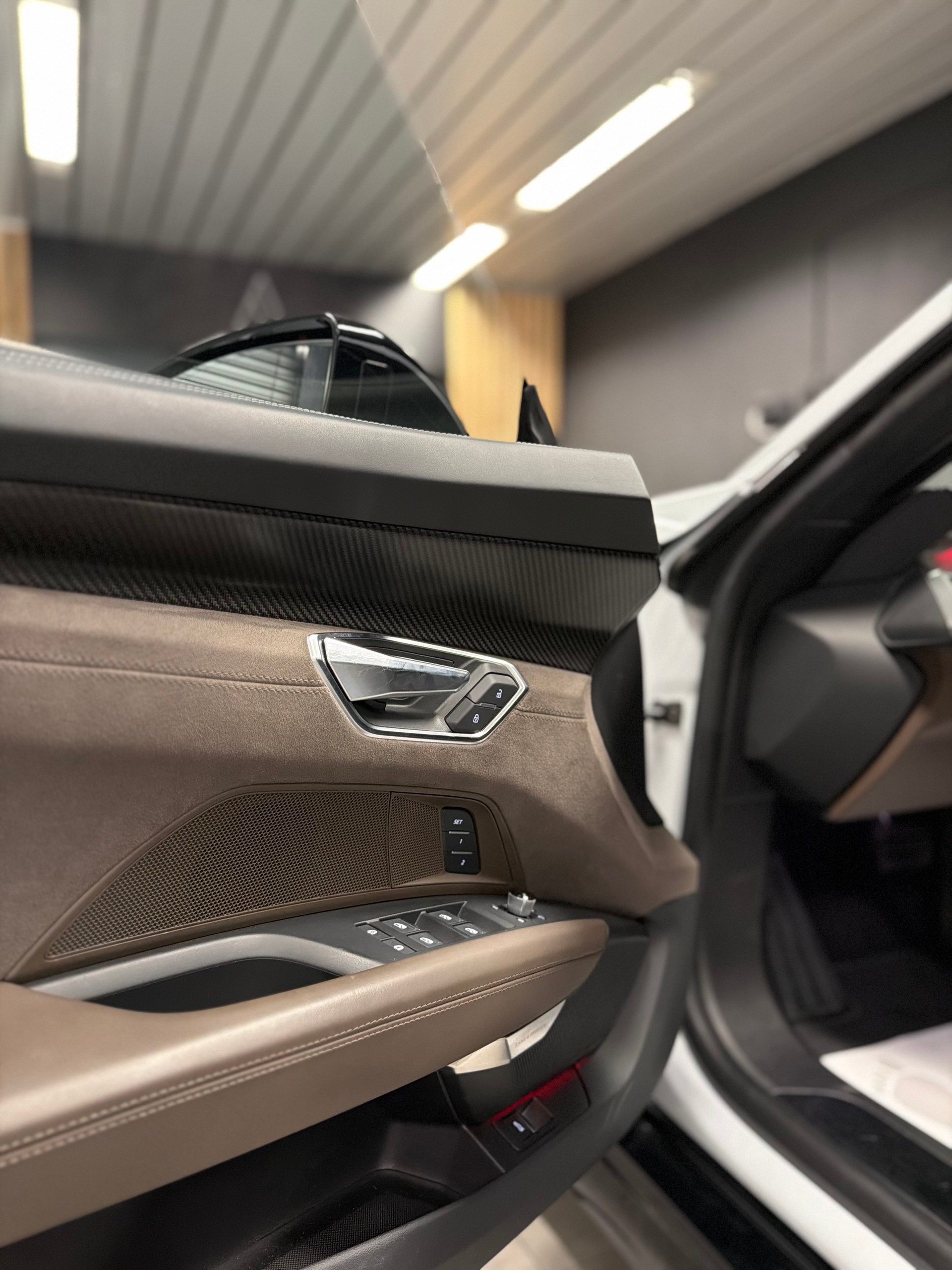 AUDI e-tron GT quattro-image-17