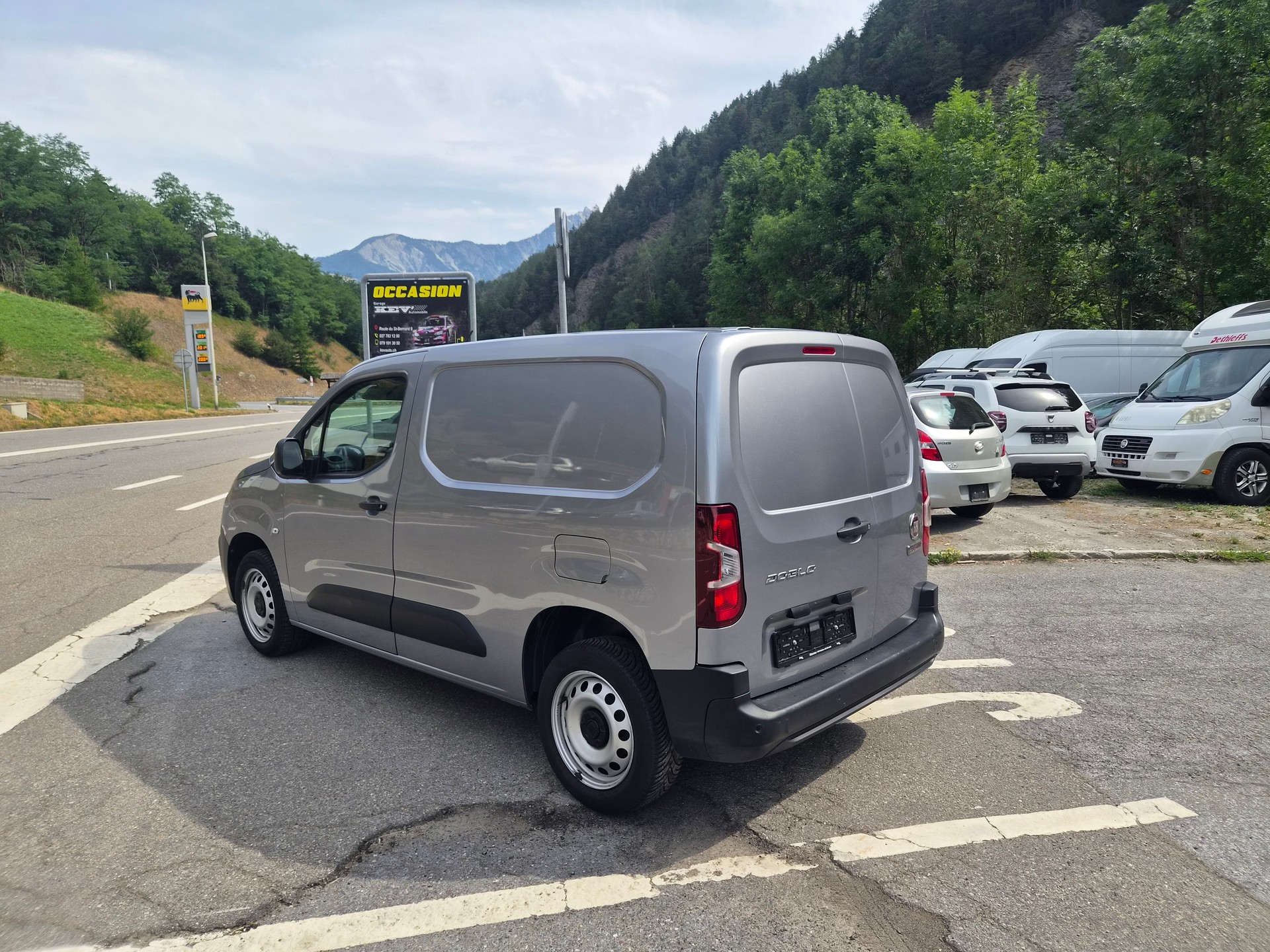 FIAT Doblo 1.5 BlueHDi L1 930kg Swiss Plus-image-4
