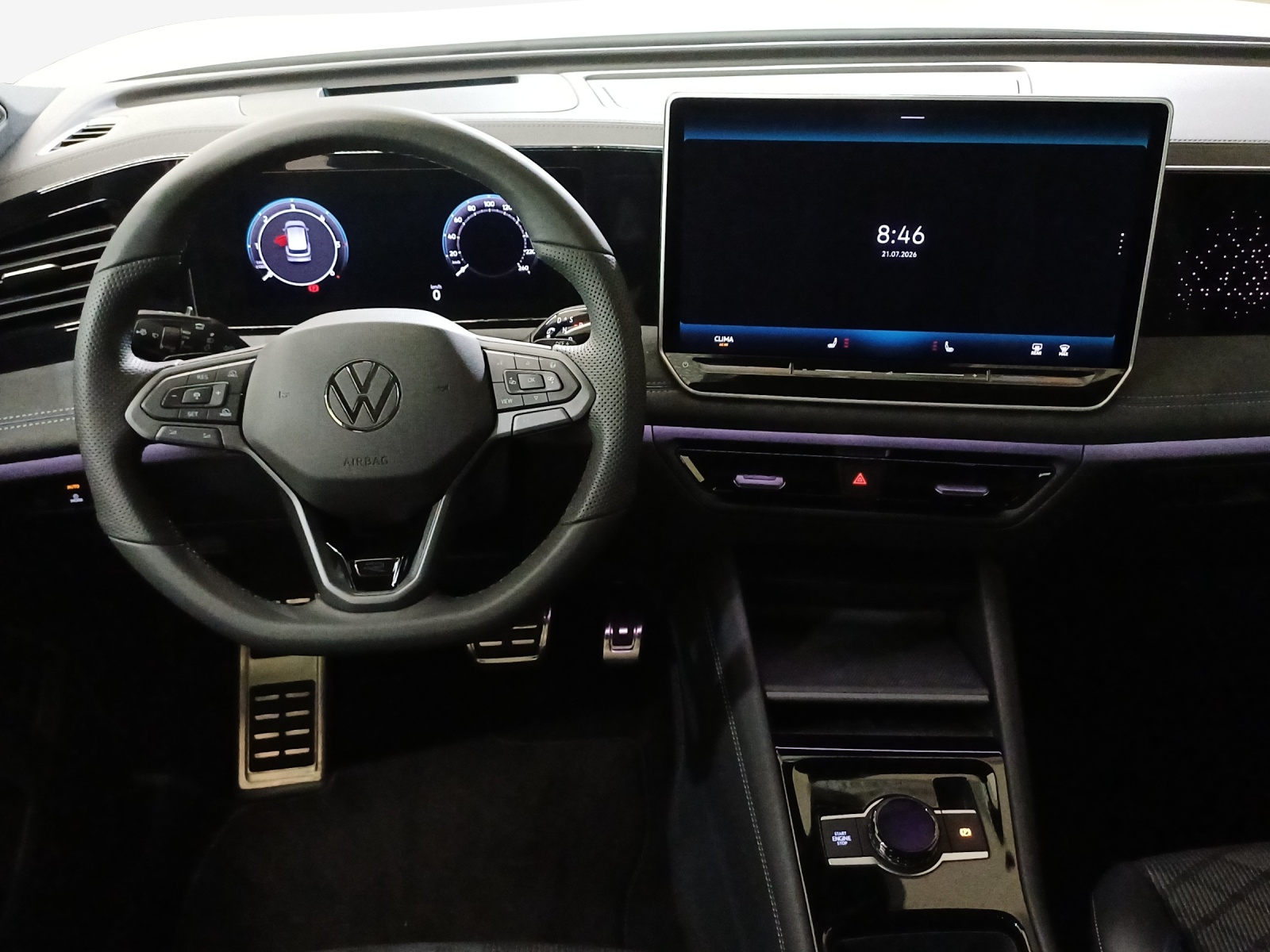 VW Tiguan 2.0 TDI SCR R-Line 4Motion DSG-image-8
