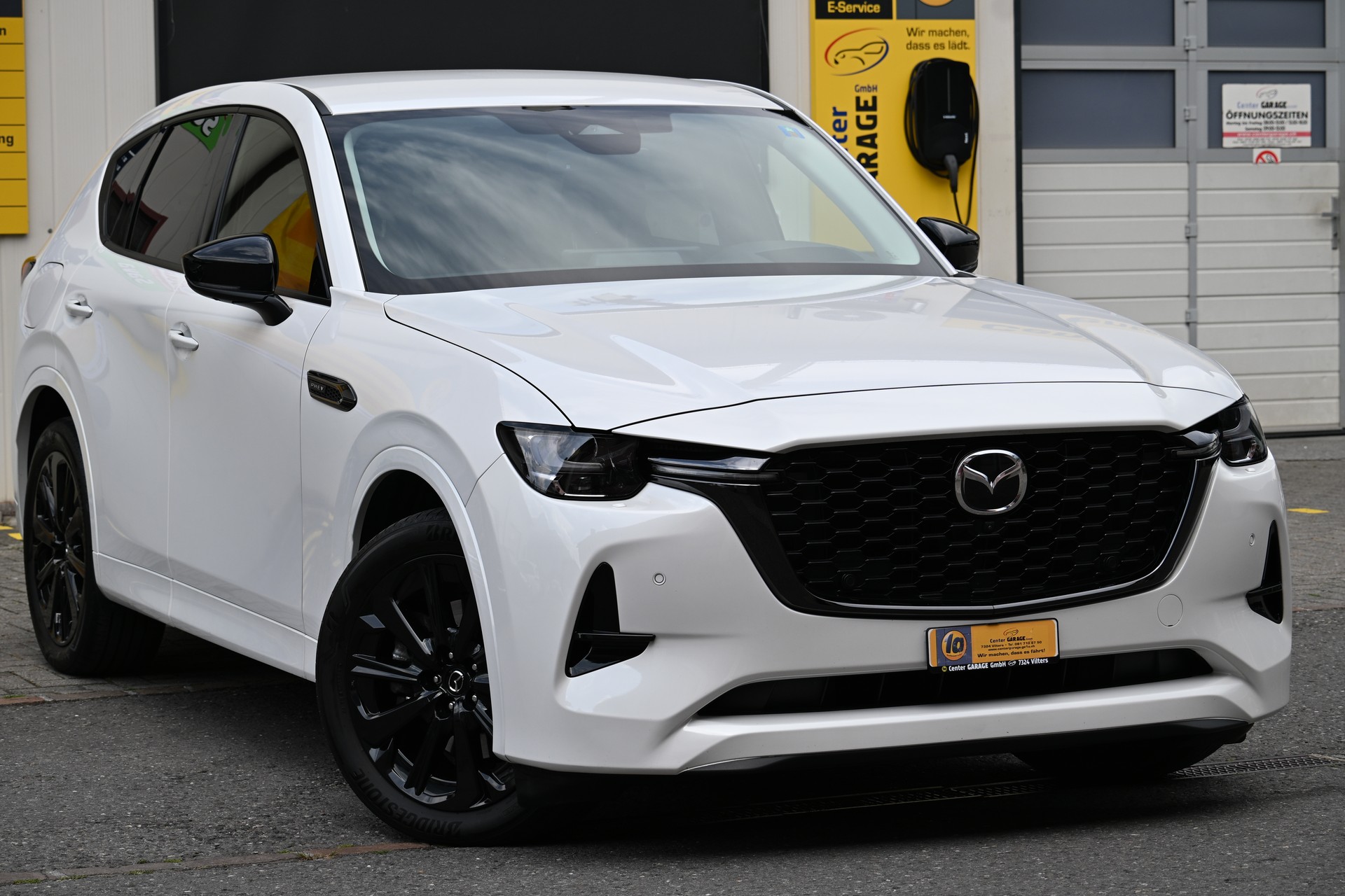 MAZDA CX-60 e-Skyactiv PHEV 327 AWD Homura-image-2