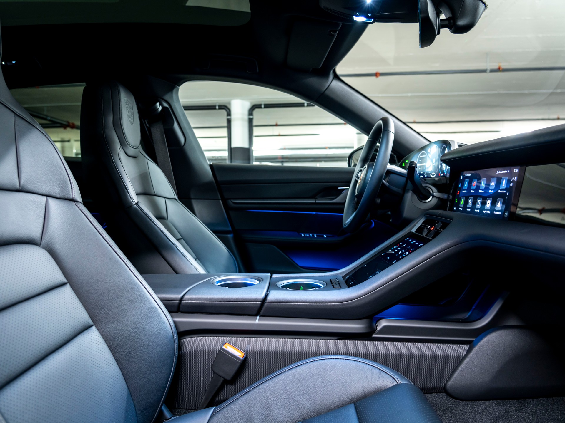 PORSCHE Taycan CrossTurismo 4 104kWh-image-11