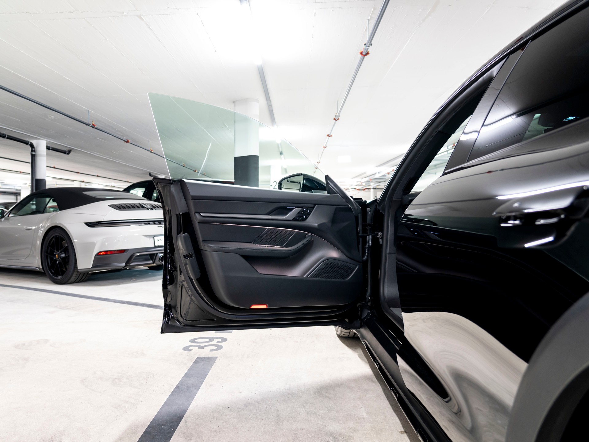 PORSCHE Taycan CrossTurismo 4 104kWh-image-15