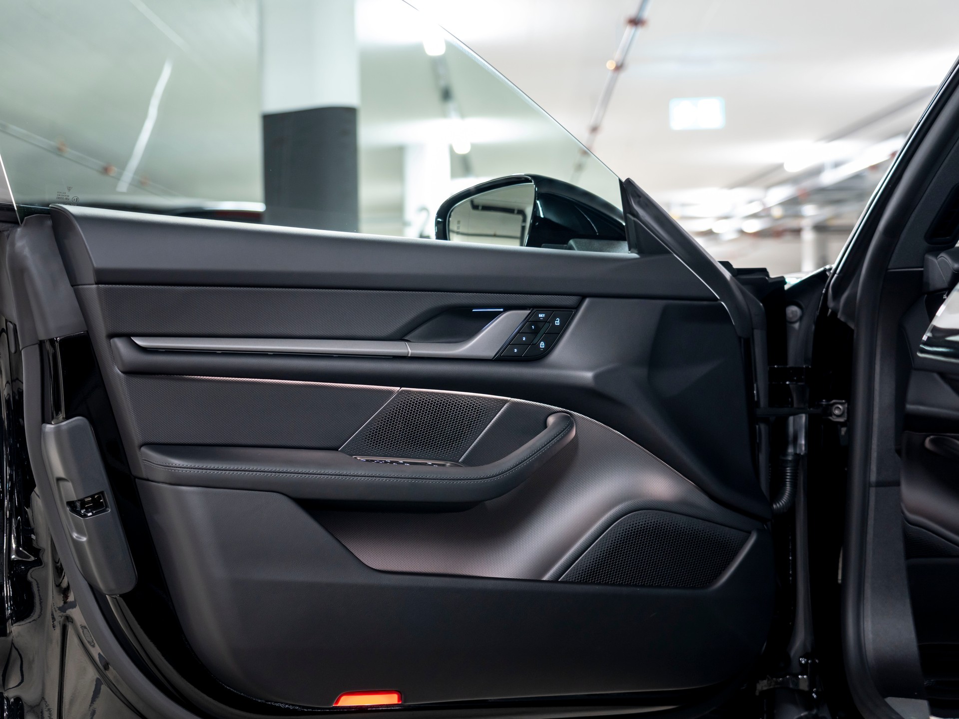PORSCHE Taycan CrossTurismo 4 104kWh-image-14