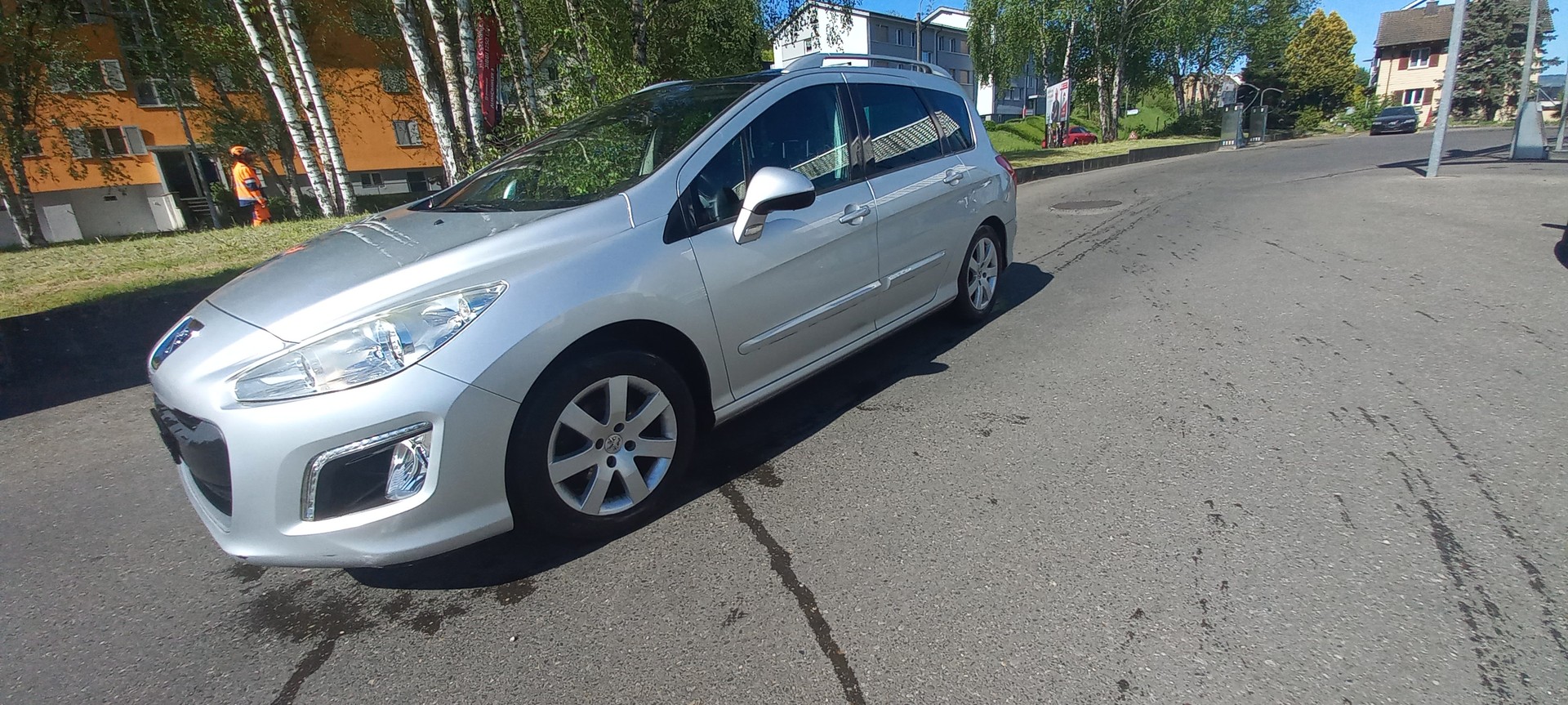 PEUGEOT 308 SW 1.6 HDI Business EGS6-image-0