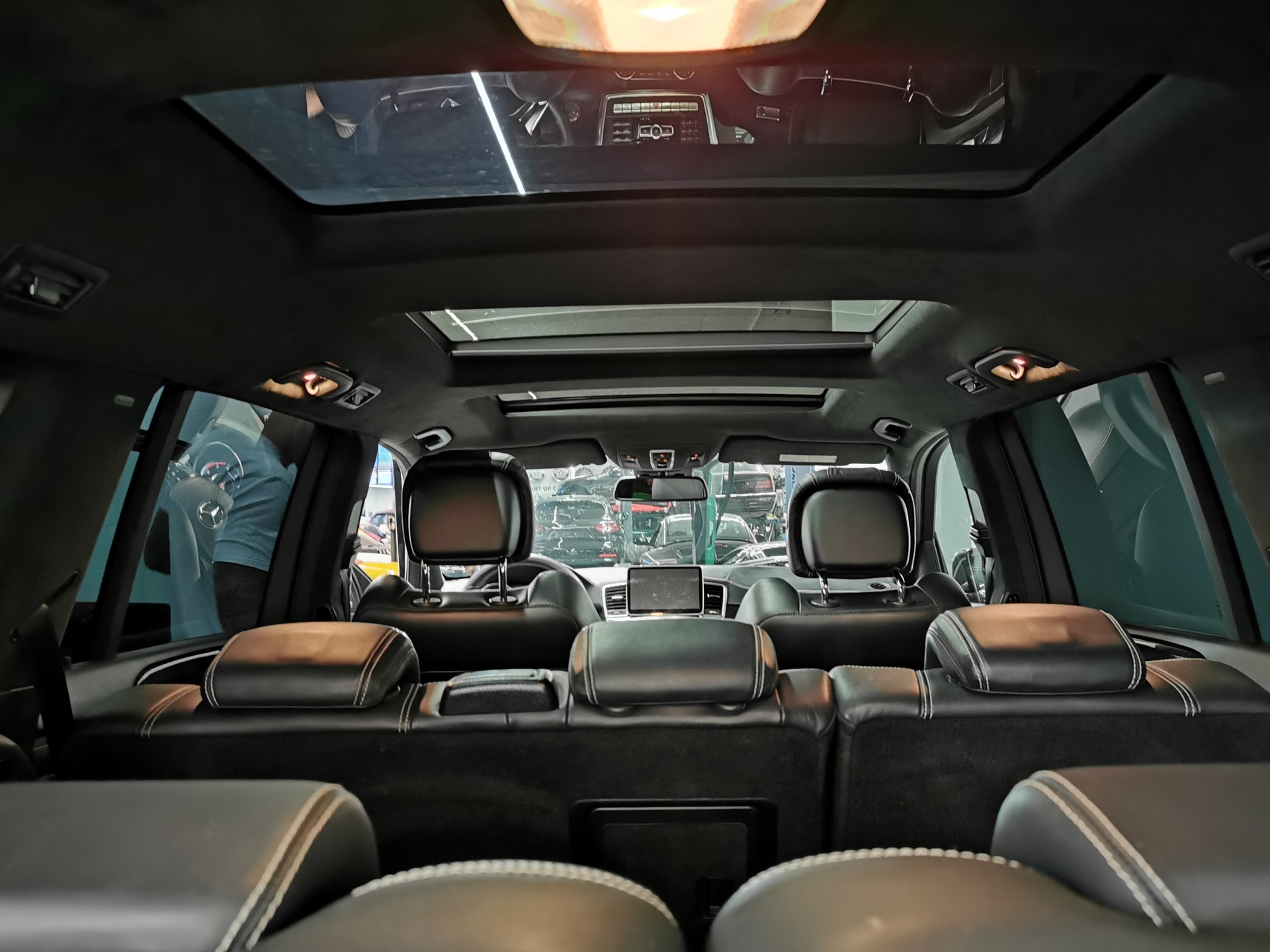 MERCEDES-BENZ GL 63 AMG 4Matic Speedshift Plus 7G-Tronic-image-15