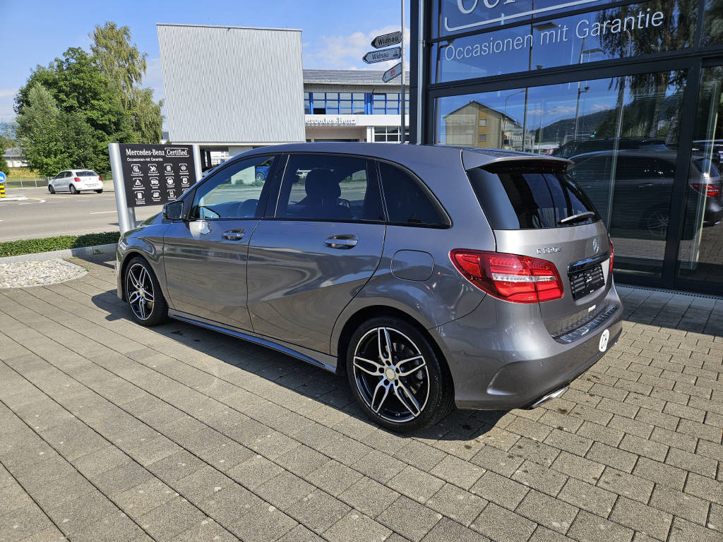 MERCEDES-BENZ B 220 d 4Matic Swiss Star-showroom-element-2