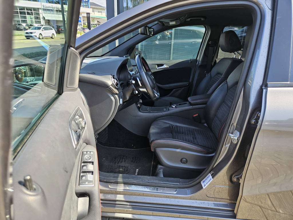 MERCEDES-BENZ B 220 d 4Matic Swiss Star-image-4
