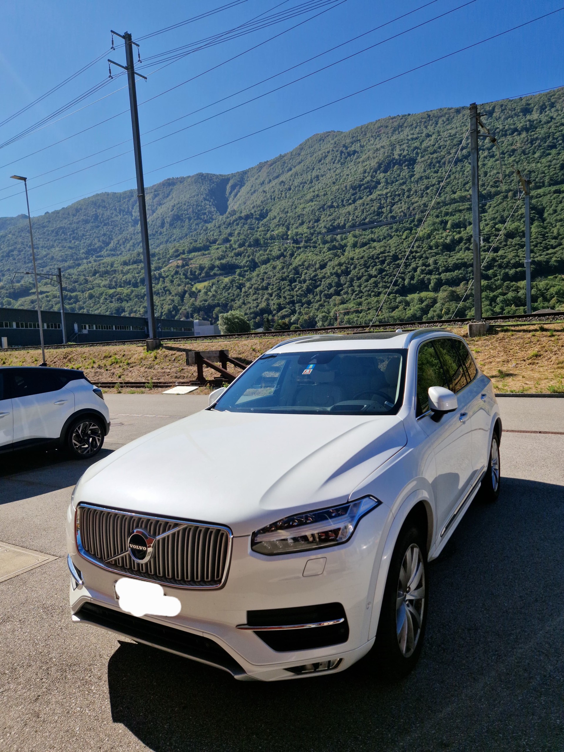 VOLVO 2.0 D5 Inscription 7P. AWD-image-0