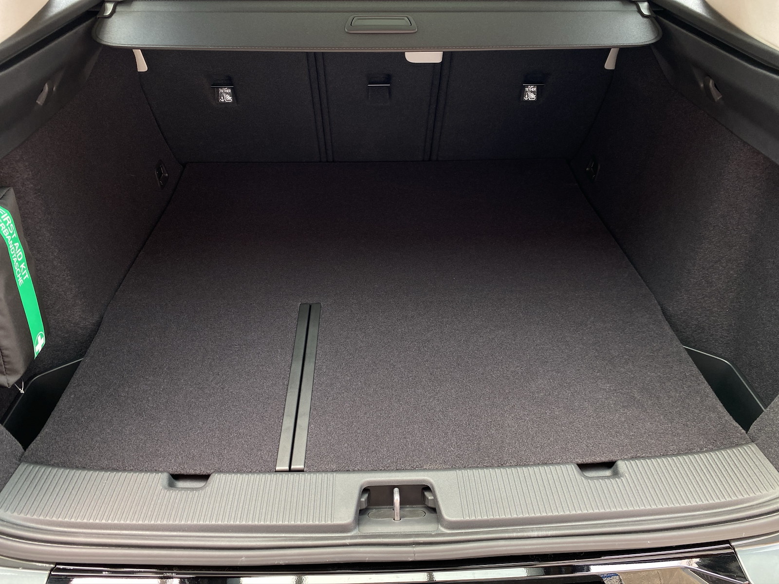 VOLVO EX60 Twin Ultra AWD-image-10