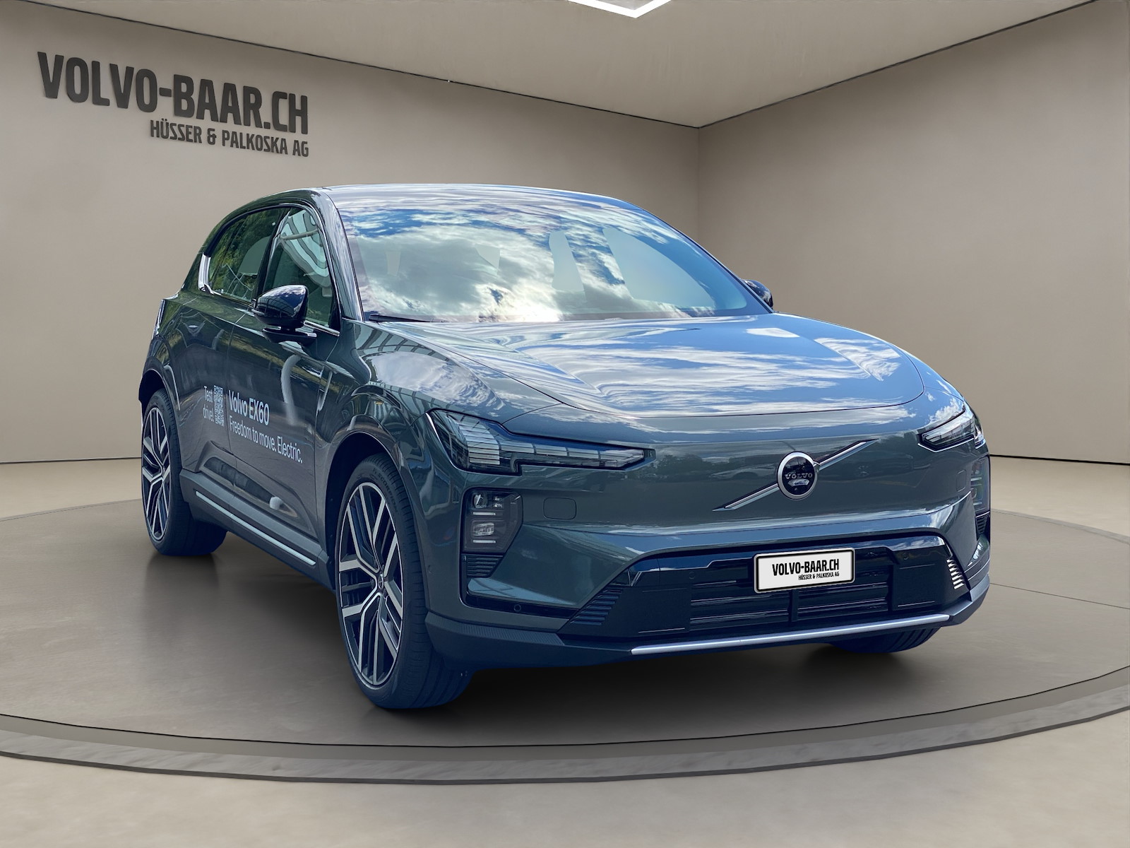 VOLVO EX60 Twin Ultra AWD-image-6