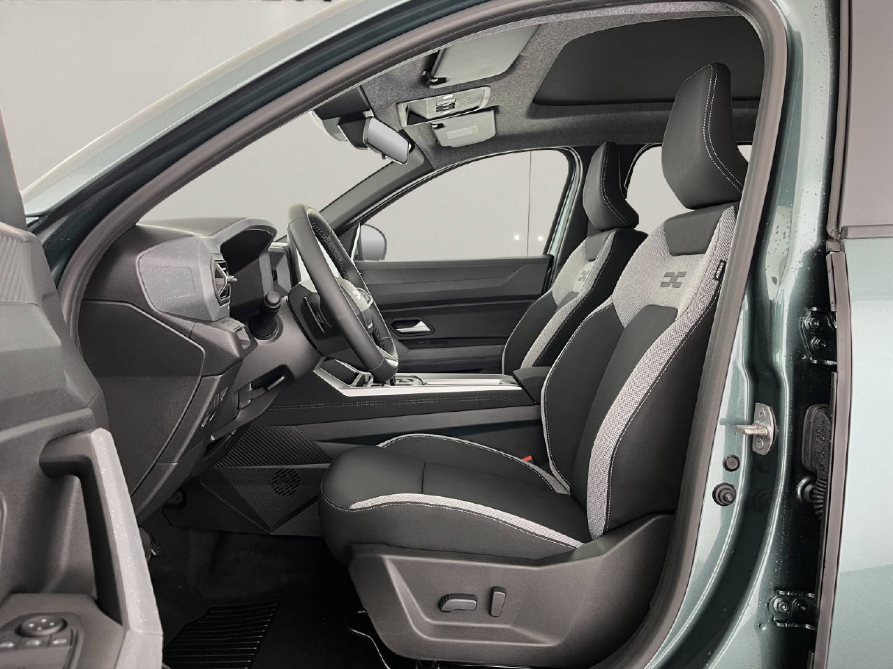 DACIA Bigster 1.2 Hybrid Journey 4WD-image-7