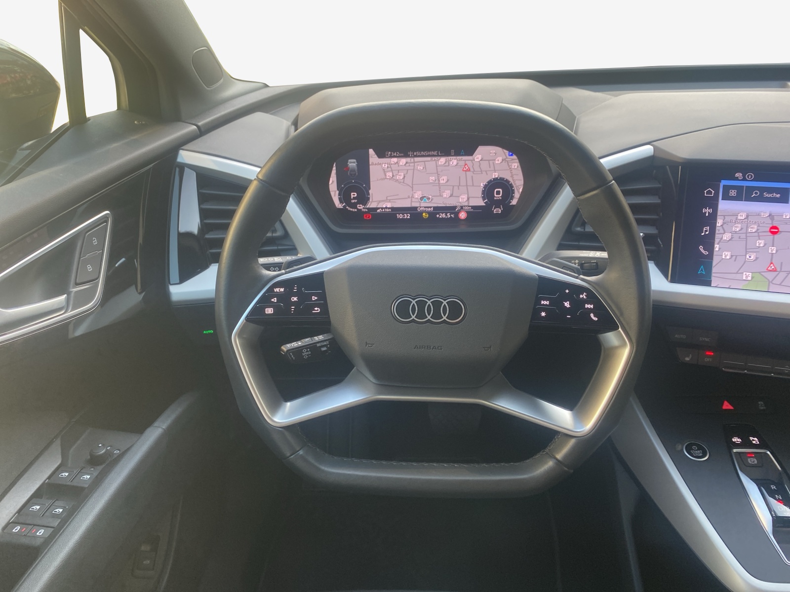 AUDI Q4 e-tron 45 quattro-image-9