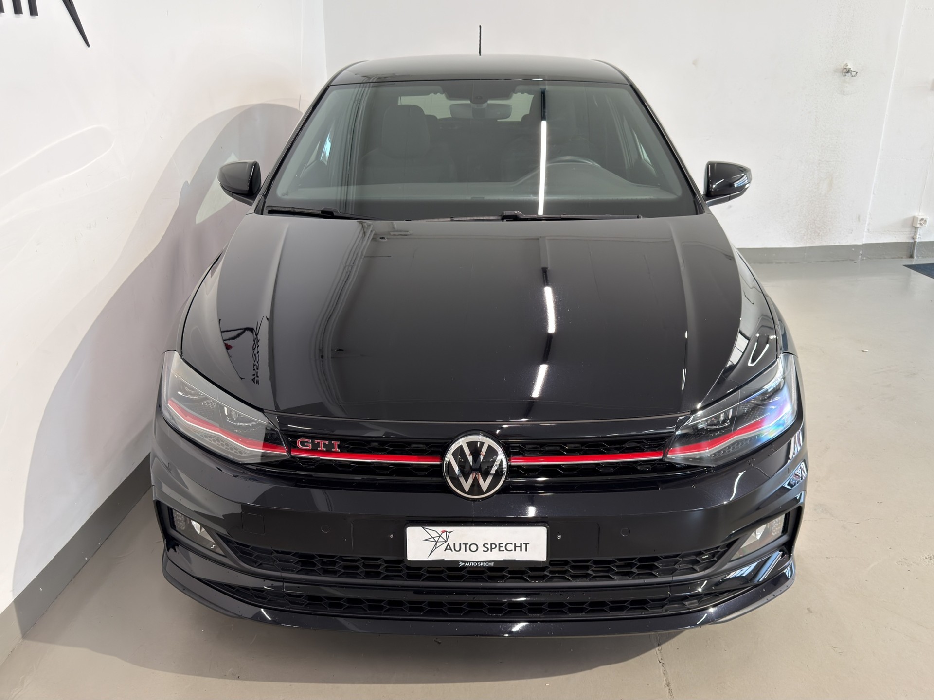 VW Polo 2.0 TSI GTI DSG-image-1