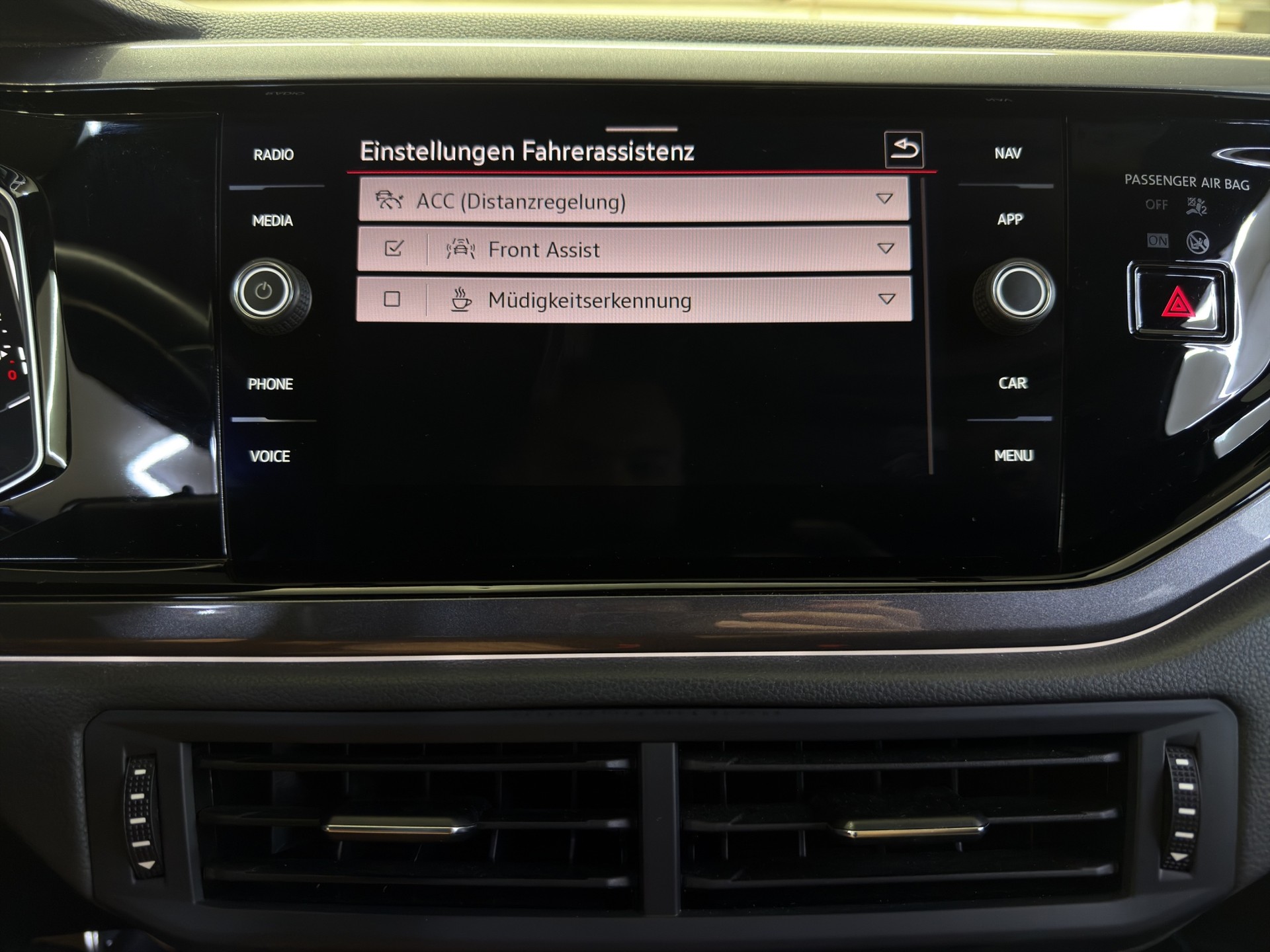 VW Polo 2.0 TSI GTI DSG-image-21
