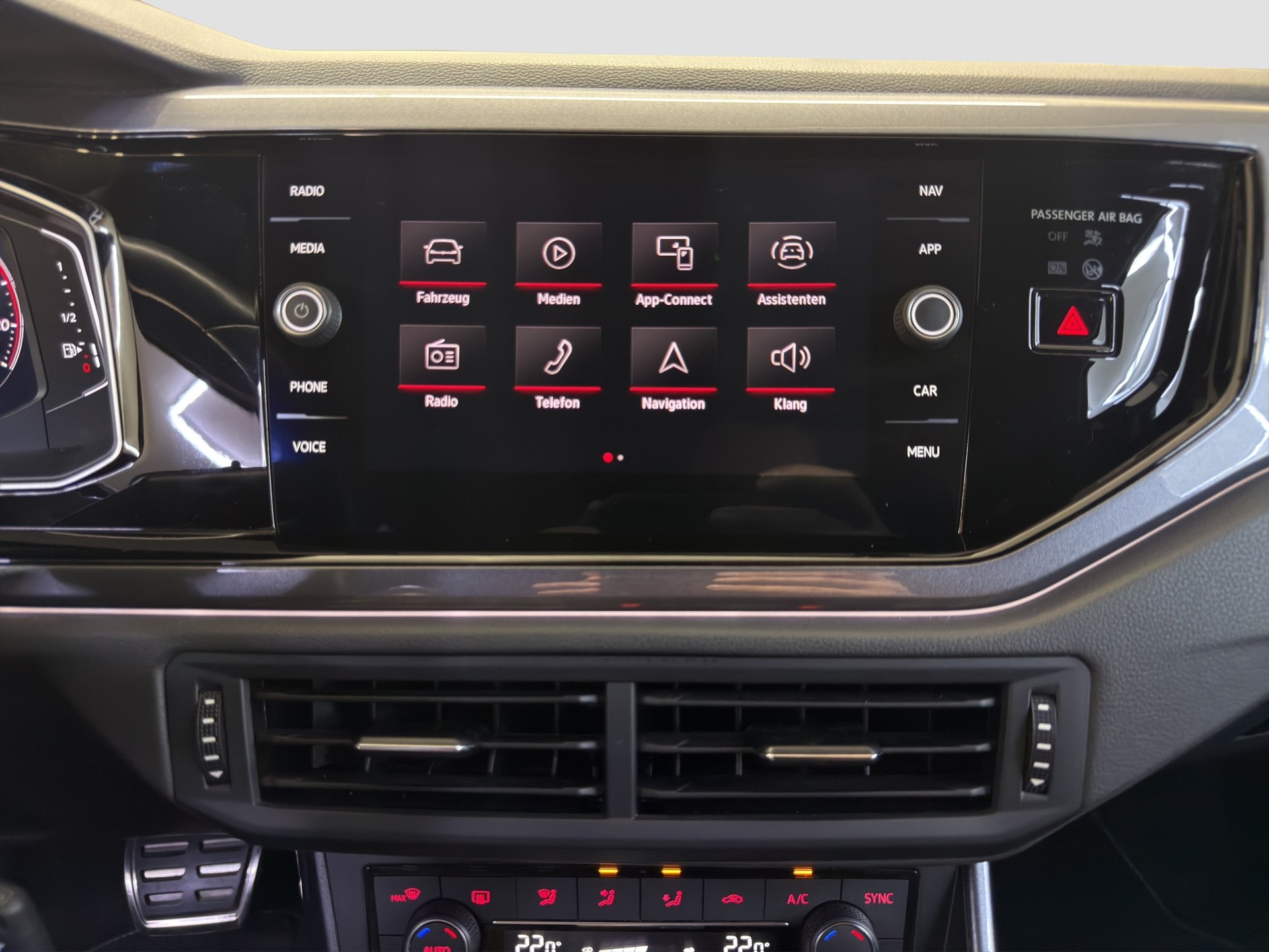 VW Polo 2.0 TSI GTI DSG-image-7