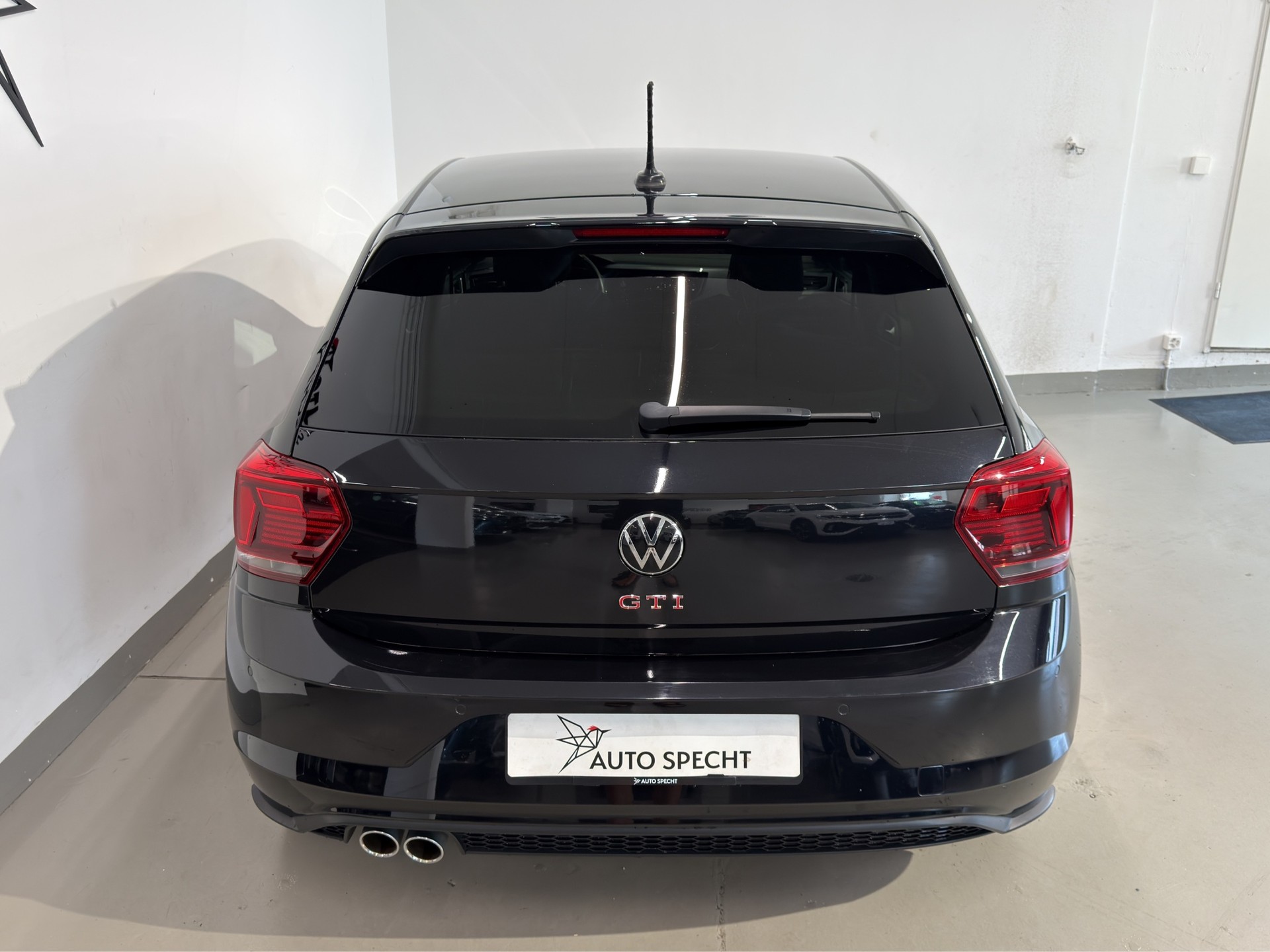 VW Polo 2.0 TSI GTI DSG-image-4