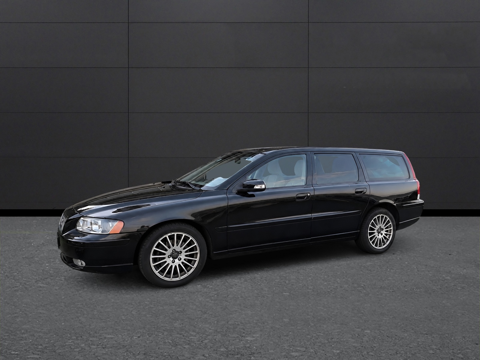 VOLVO Seltener 7-Sitzer VOLVO V70 D5 AWD AUTOMAT-image-5