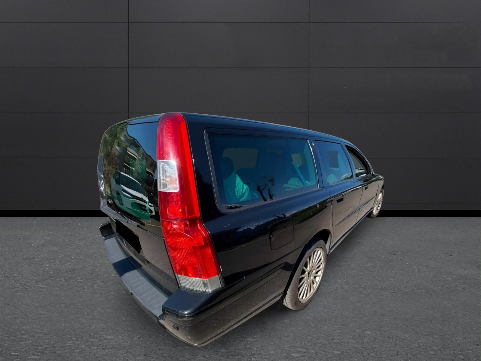 VOLVO Seltener 7-Sitzer VOLVO V70 D5 AWD AUTOMAT-image-6
