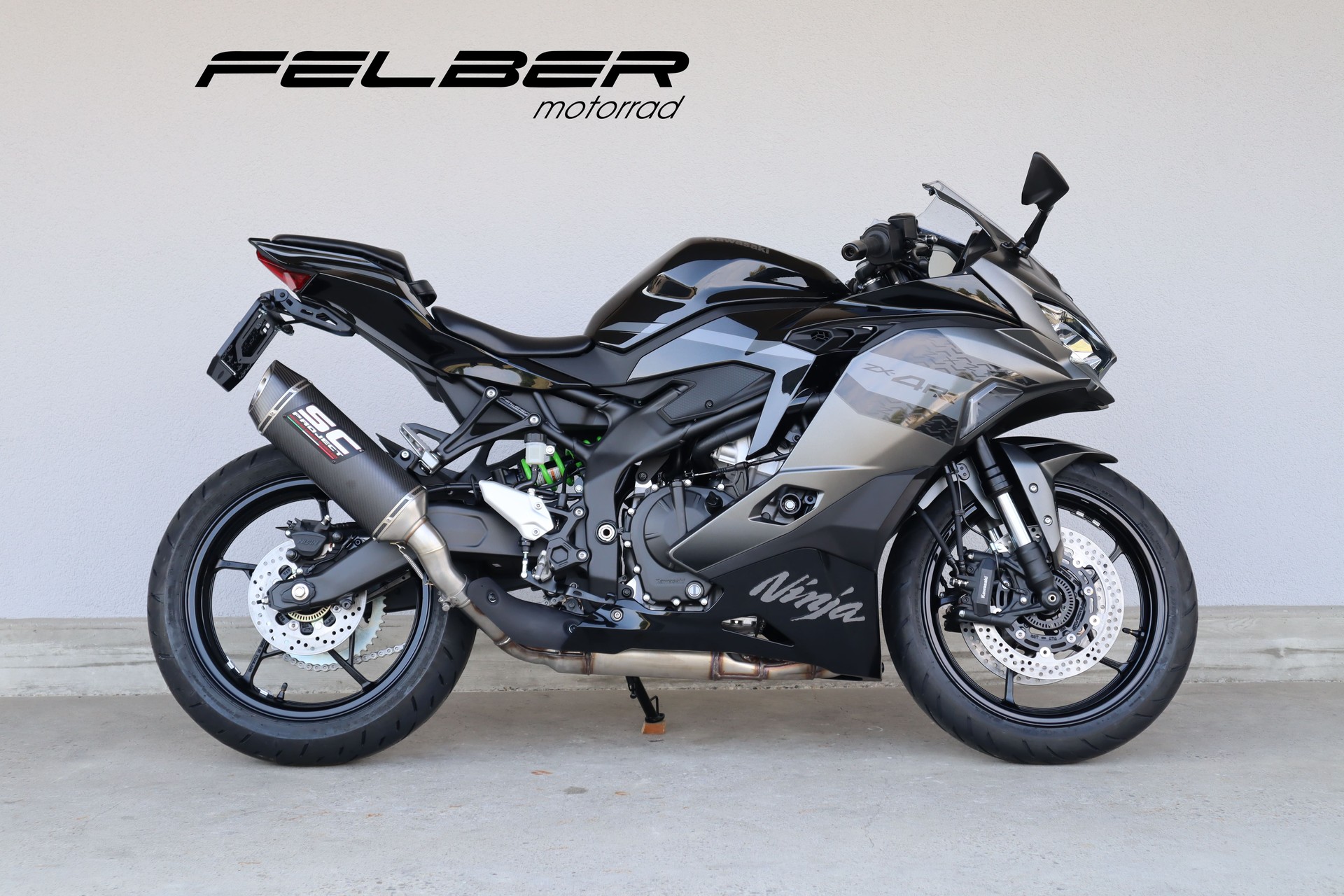 KAWASAKI Ninja ZX-4RR