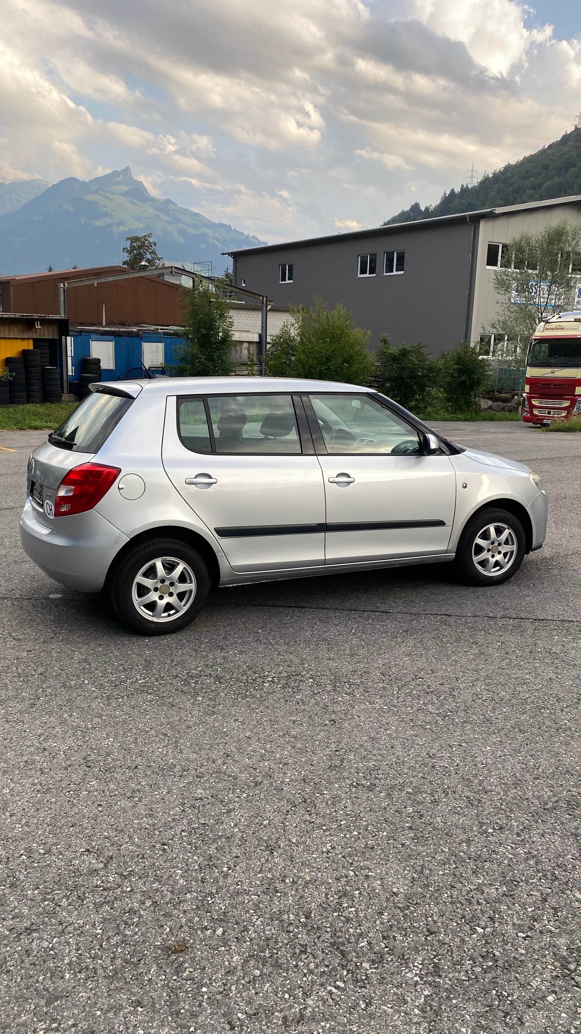 SKODA Fabia 1.2 Entry-image-6