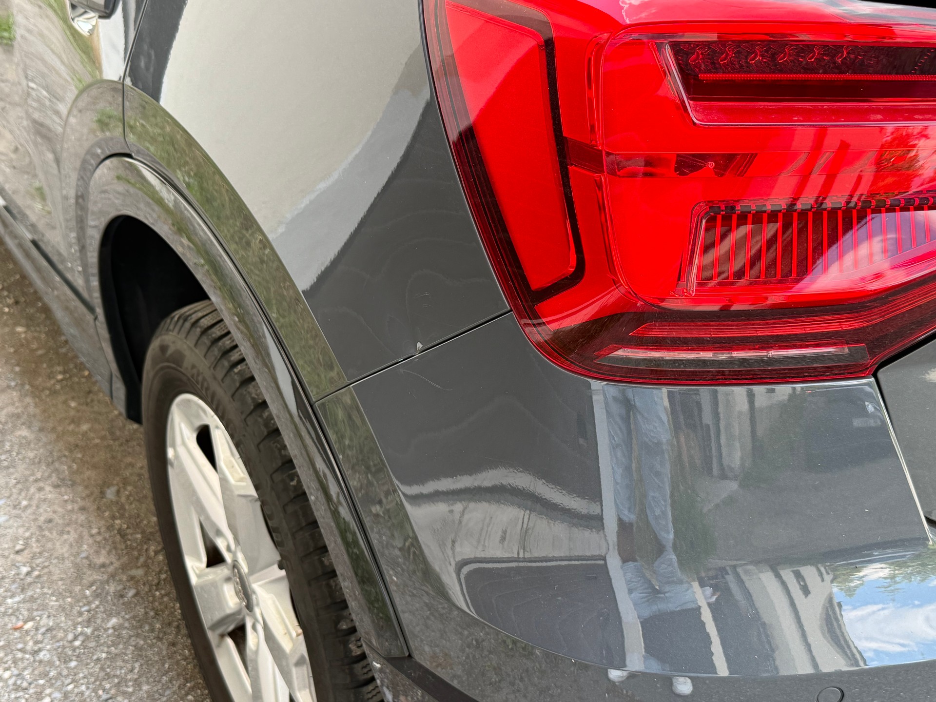 AUDI Q2 2.0 TDI quattro S-tronic-image-14