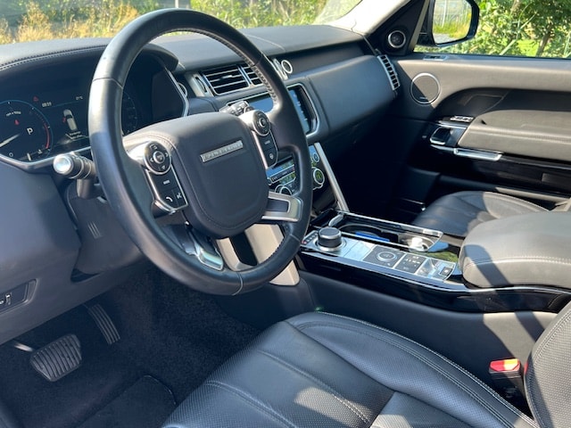 LAND ROVER 4.4 SDV8 Autobiography-image-5