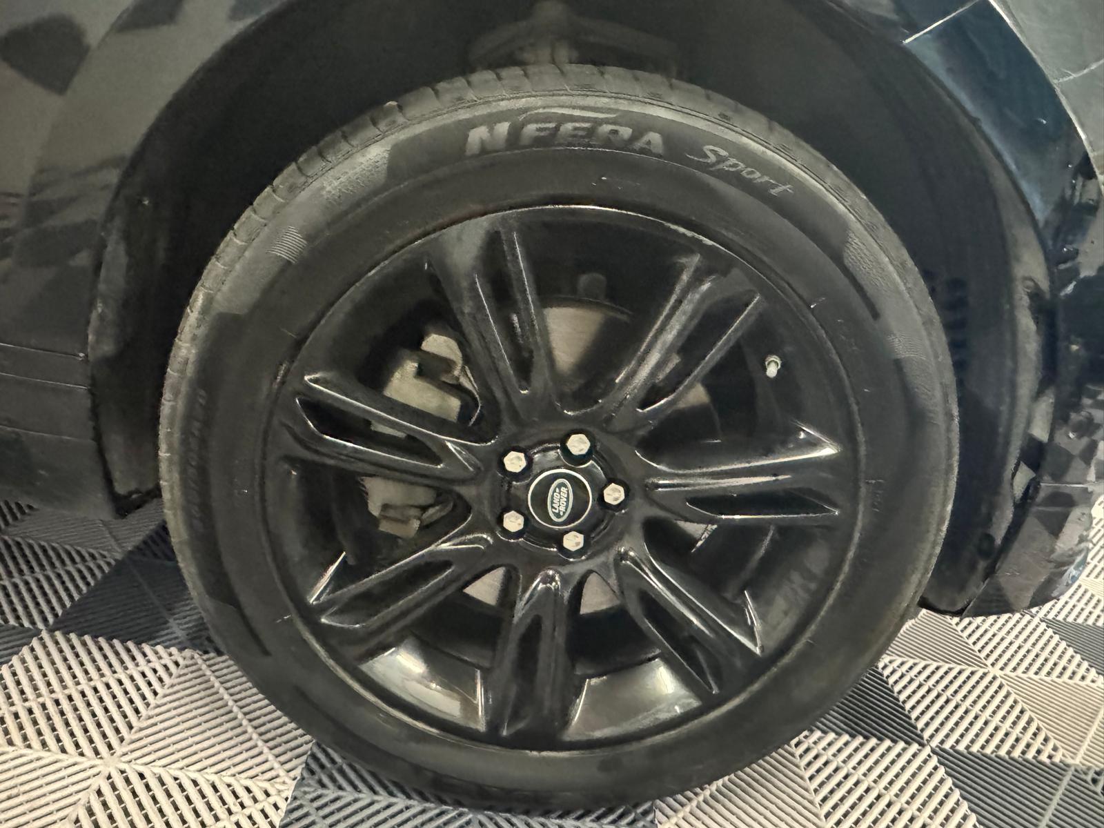 LAND ROVER Range Rover Velar R-Dynamic P 250 SE Automatic-image-28