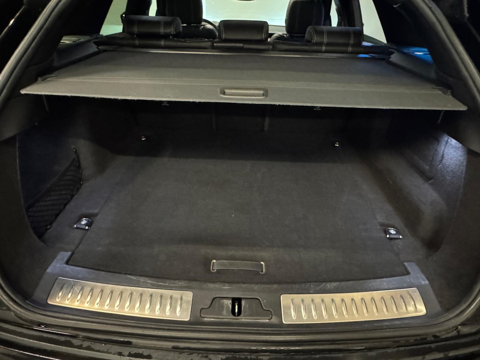 LAND ROVER Range Rover Velar R-Dynamic P 250 SE Automatic-image-25