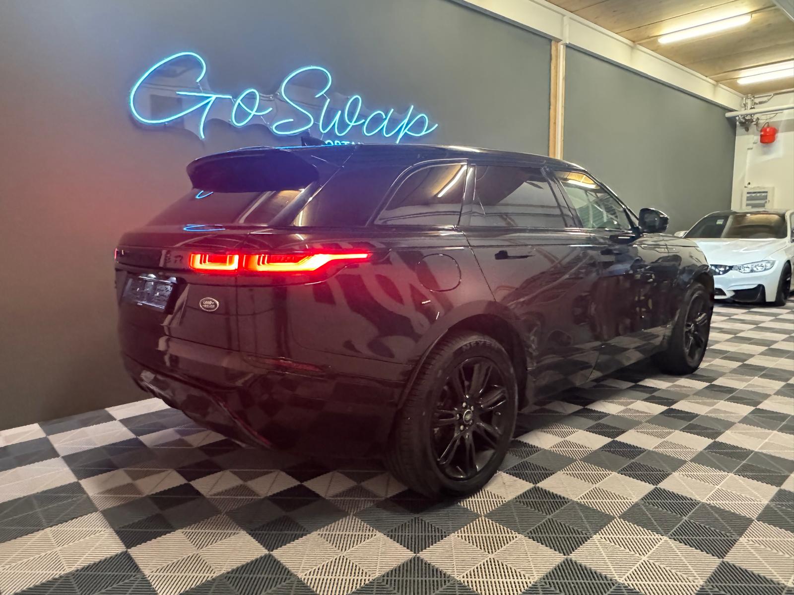 LAND ROVER Range Rover Velar R-Dynamic P 250 SE Automatic-image-4