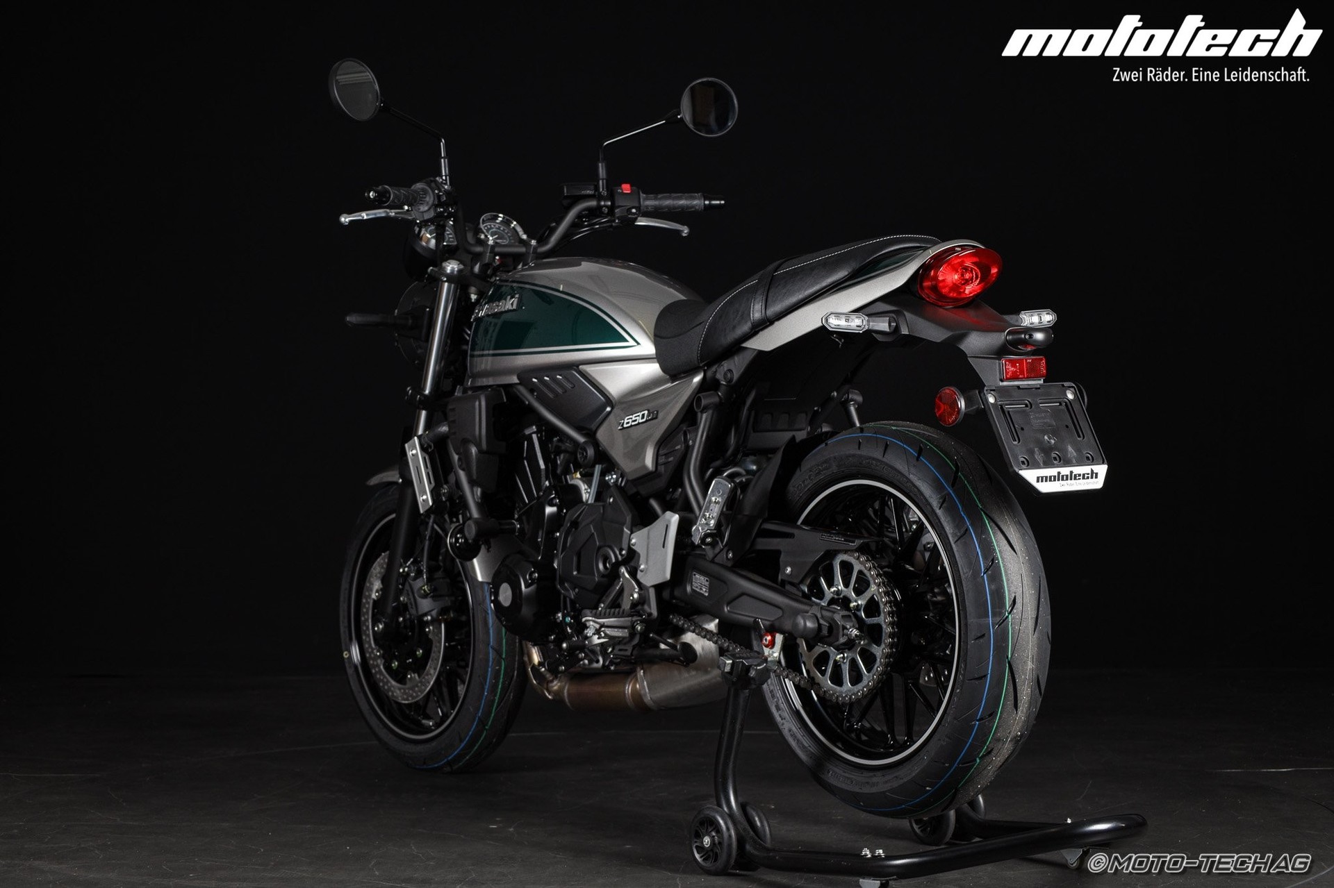 KAWASAKI Z 650 RS MY25-showroom-element-3