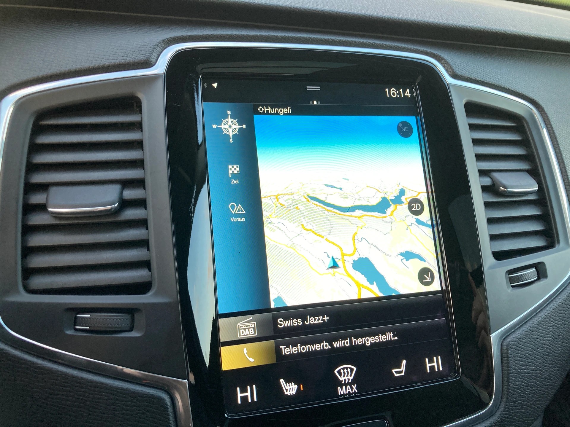 VOLVO XC90 B5 Diesel Mild Hybrid AWD Momentum Geartronic mit Anhängerkupplung-image-12